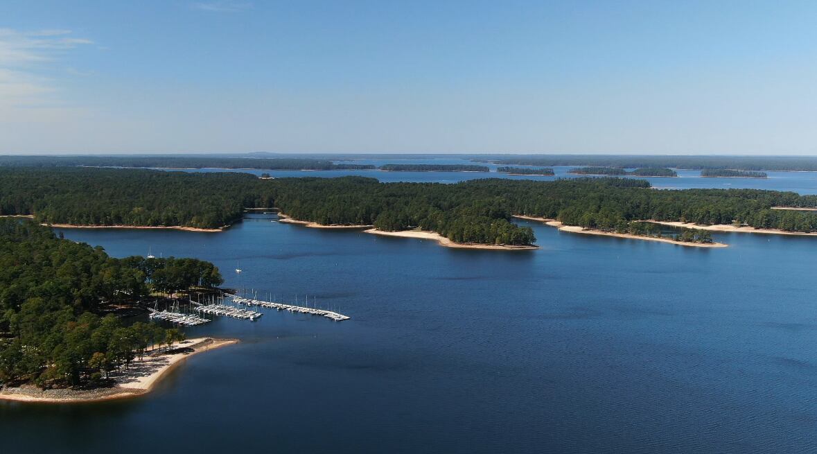 BASSMASTER College and High School Series trails fishing at Clarks Hill this week.