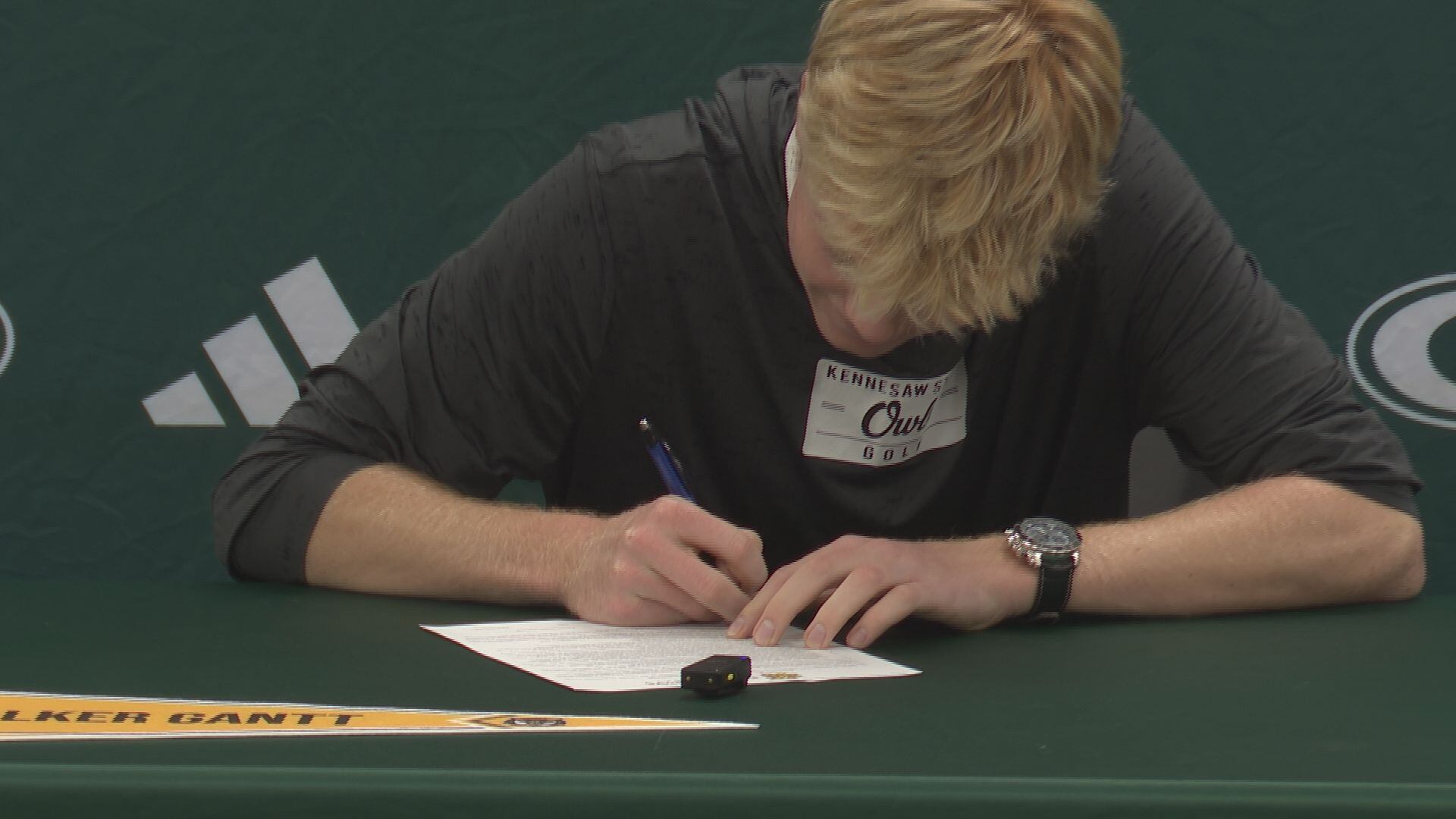 Walker Gantt signs with Kennesaw