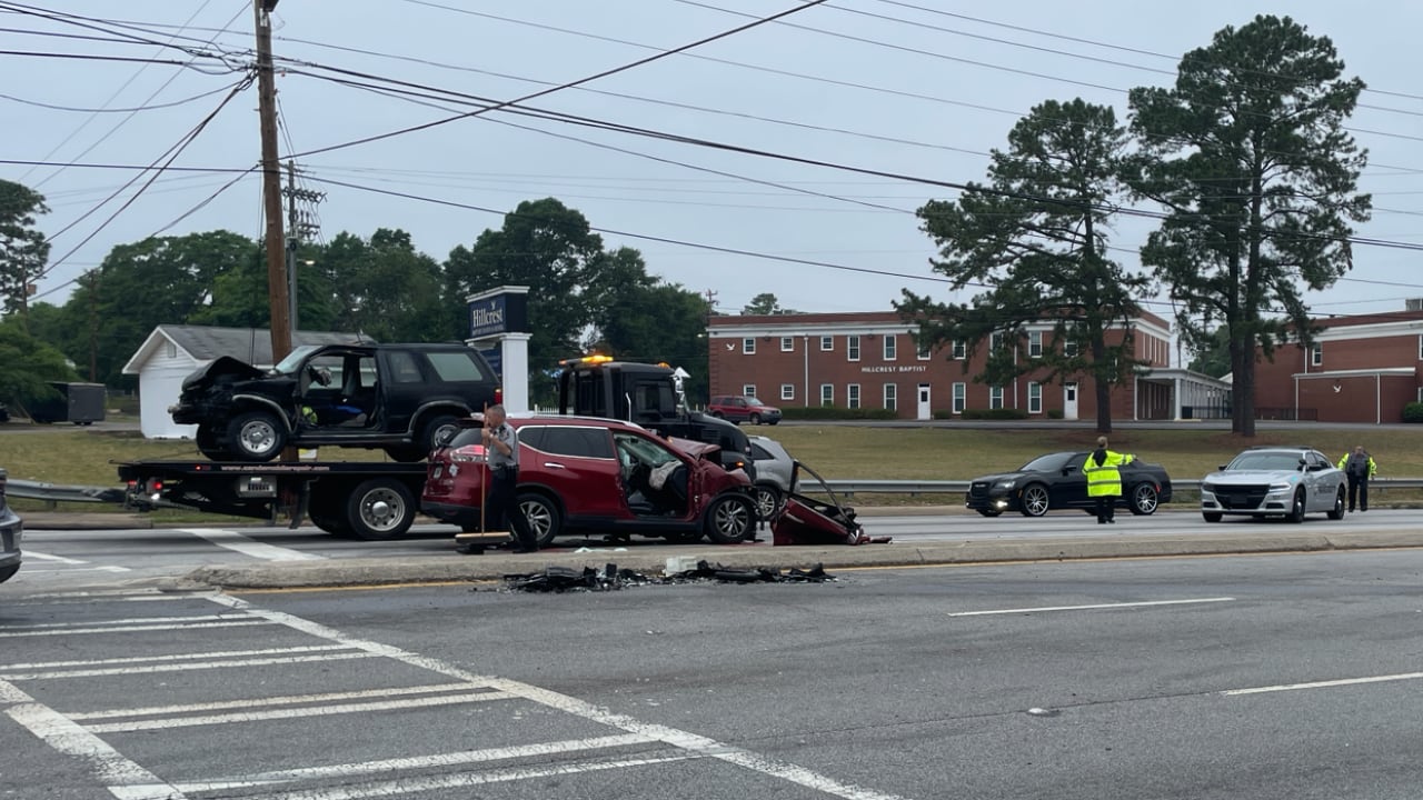 Crash on Deans Bridge Road