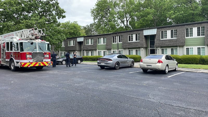 Deputies respond to apartment complex on Skinner Mill Road in Augusta.