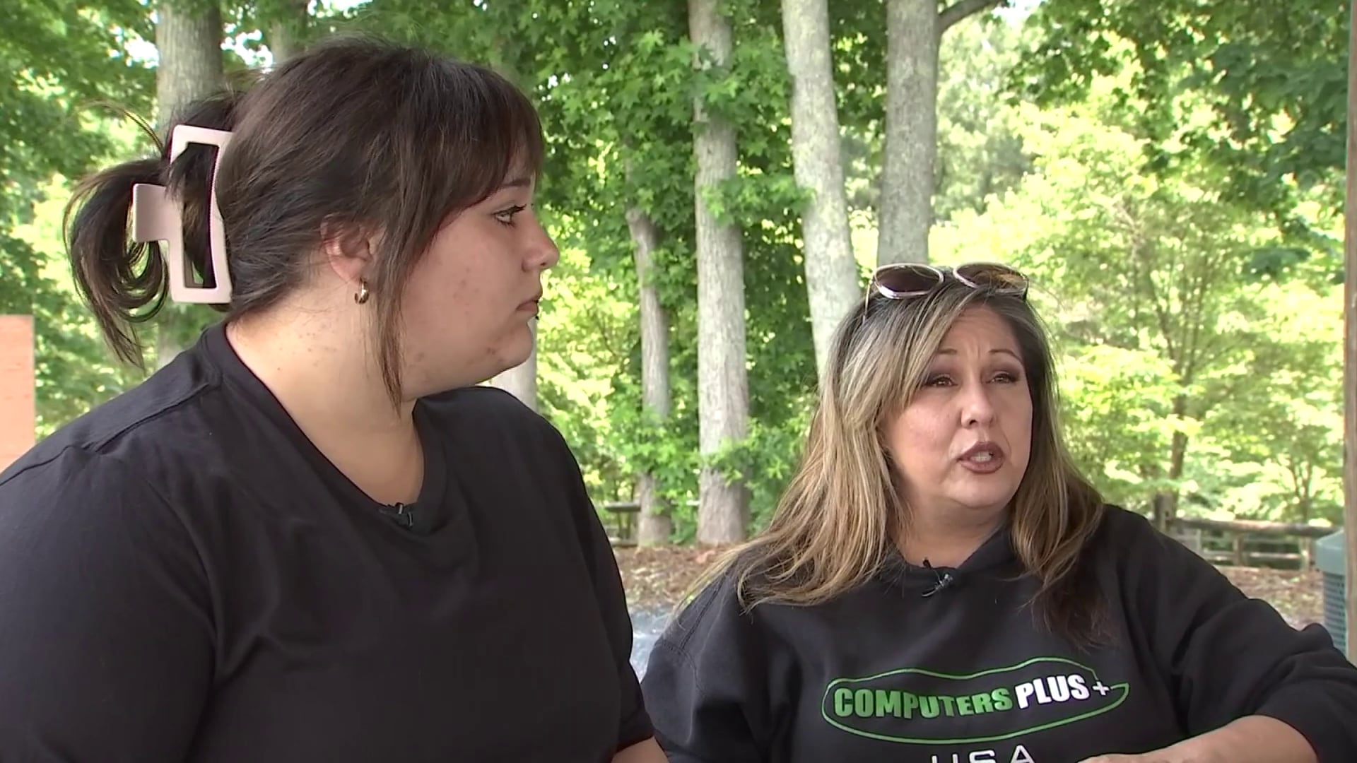 Saebra Grannis and her mom Melissa Thompson