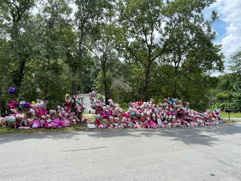 Community members gathered Sunday to continue mourning 4-year-old Javeayah Harris, whose...