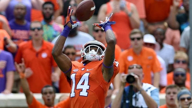 Former Clemson wide receiver ed away.