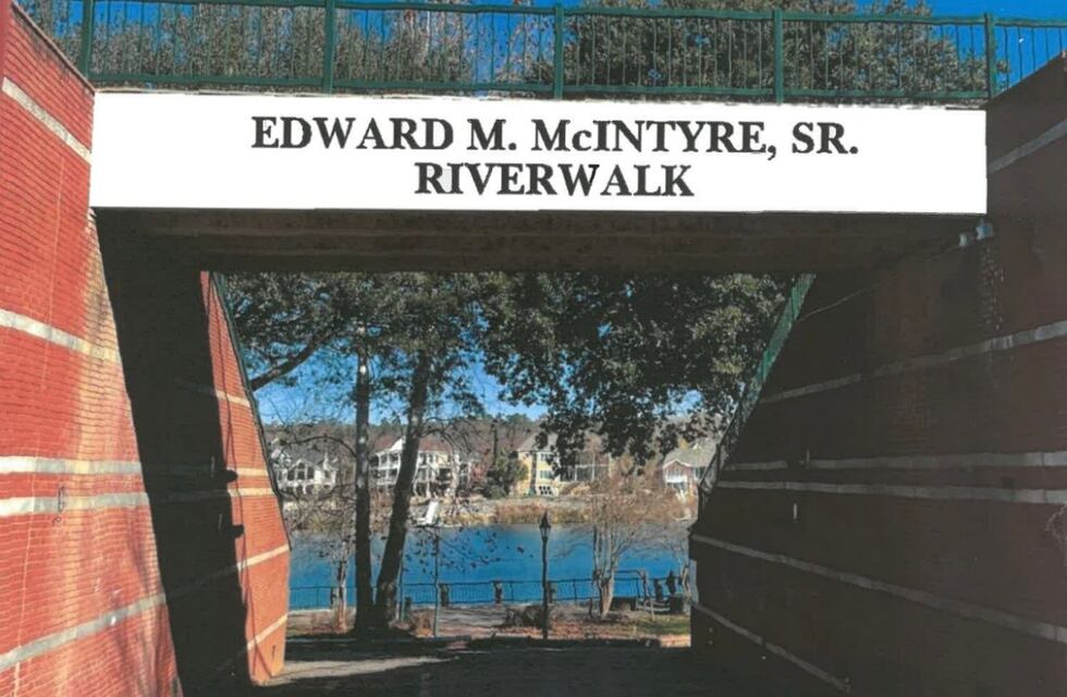 The Augusta Commission approved thsi design for the new Riverwalk signs.