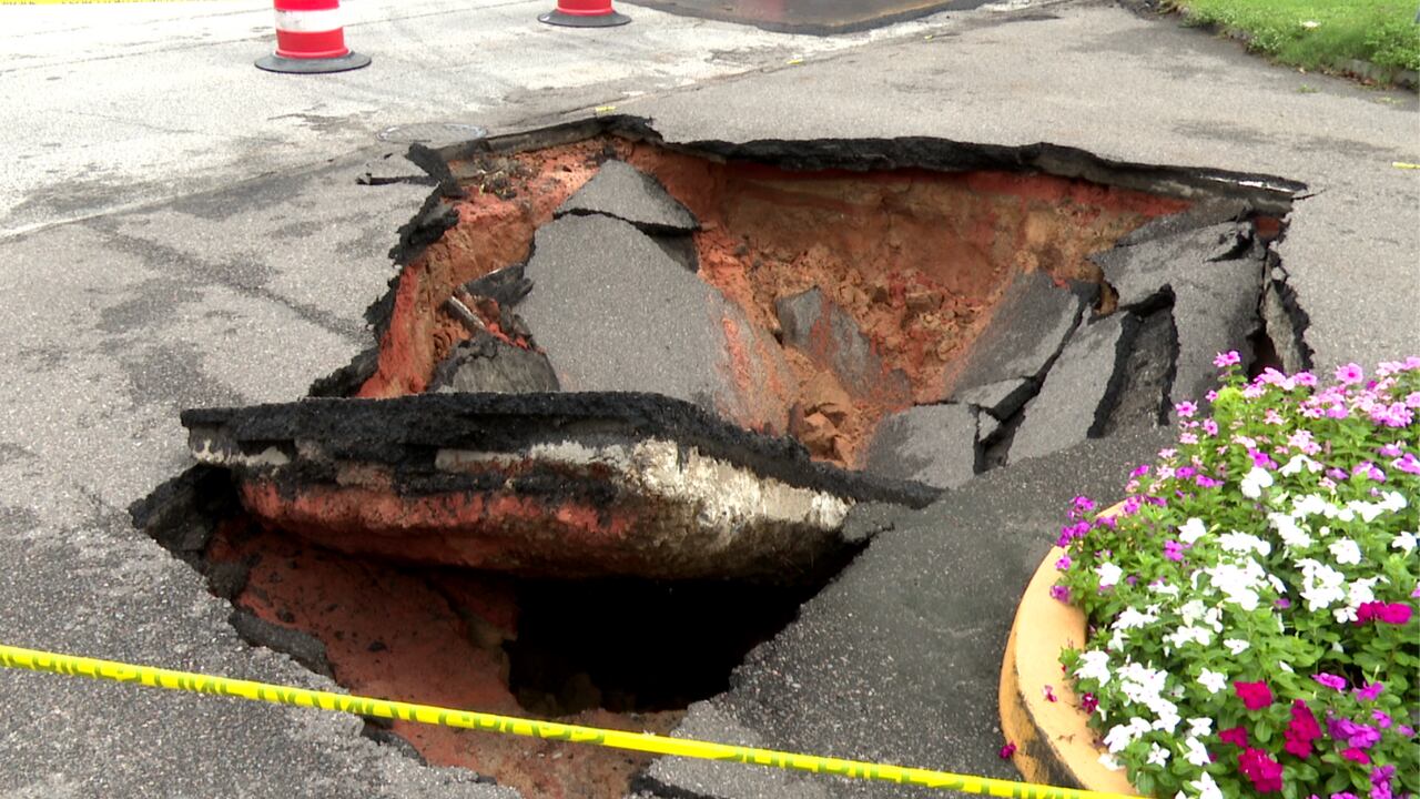 Sinkhole on Walton Way