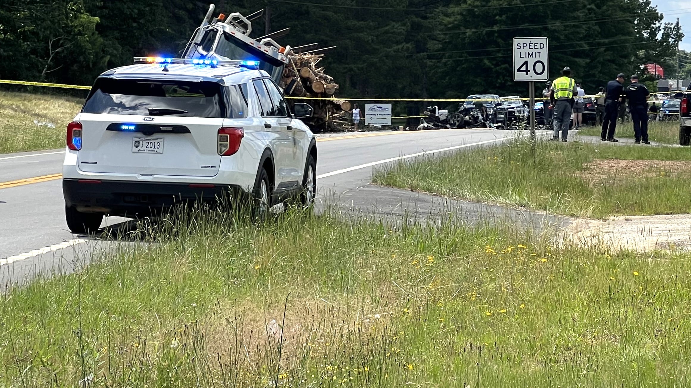 Fatal crash outside Edgefield on Highway 25.