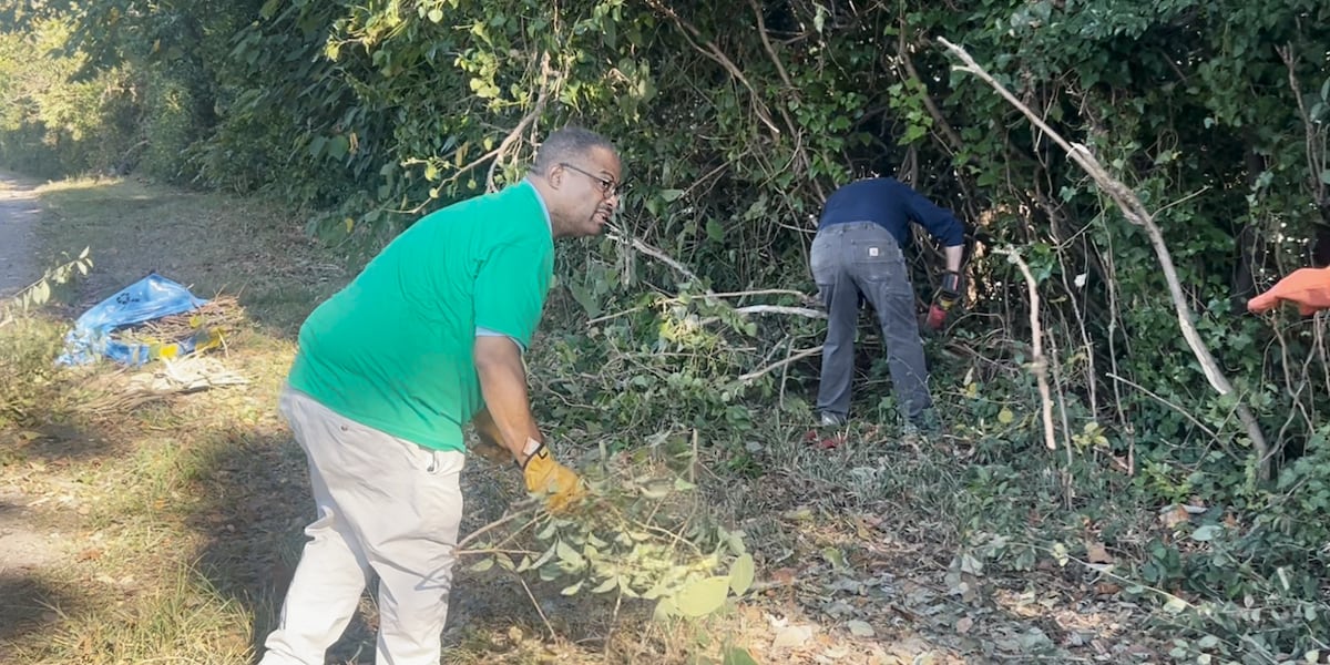 Augusta community comes together to clean up the county Augusta community comes together to clean up the county
