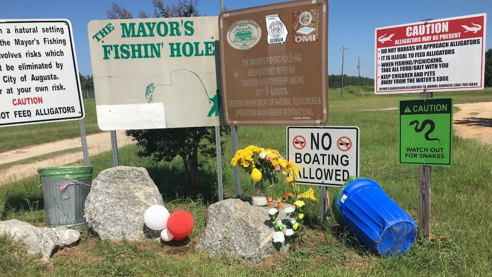 This impromptu memorial has sprung up at Mayor's Pond.
