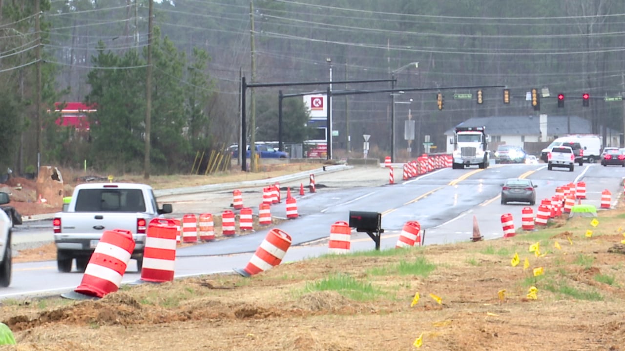 Construction on Furys Ferry Road