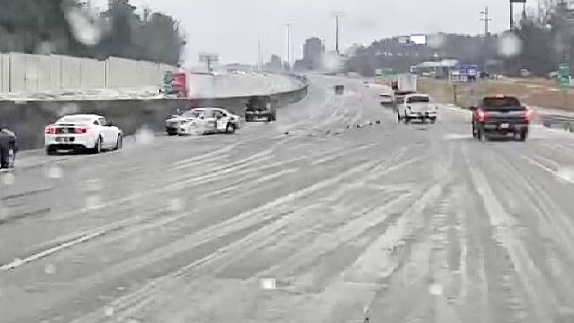 Winter weather causes several crashes in the CSRA.