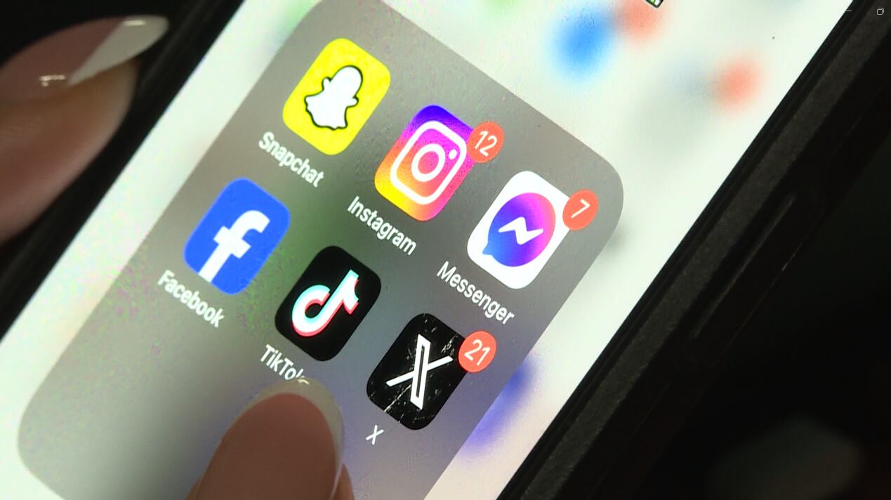 U.S. Surgeon General calling for social media warning labels