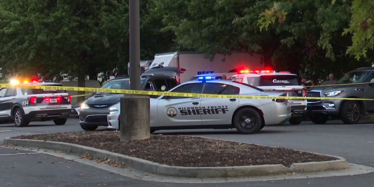 2 dead, 1 hospitalized after shooting at Augusta Best Buy 2 dead, 1 hospitalized after shooting at Augusta Best Buy