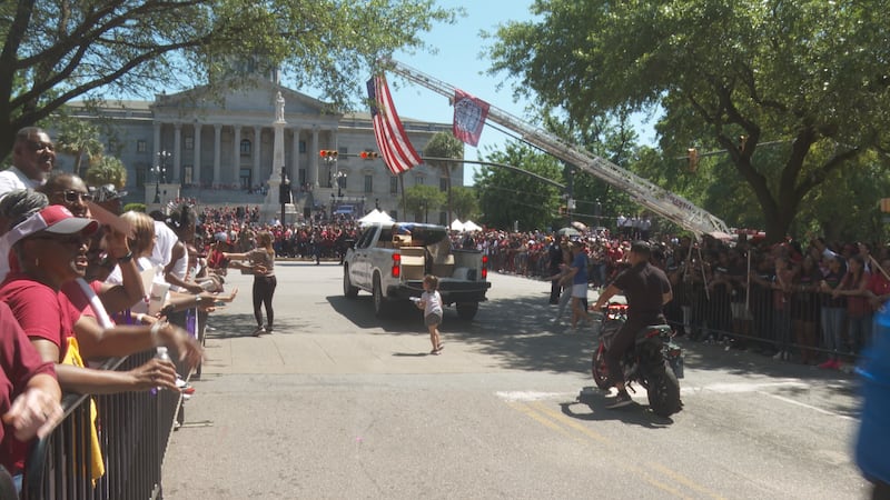 FAMS celebrate USC Women’s Basketball undefeated title run at National Championship Parade