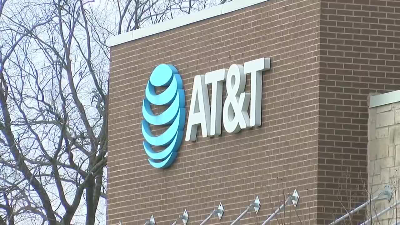 WebXtra: AT&T cell service outage affects East Texas residents