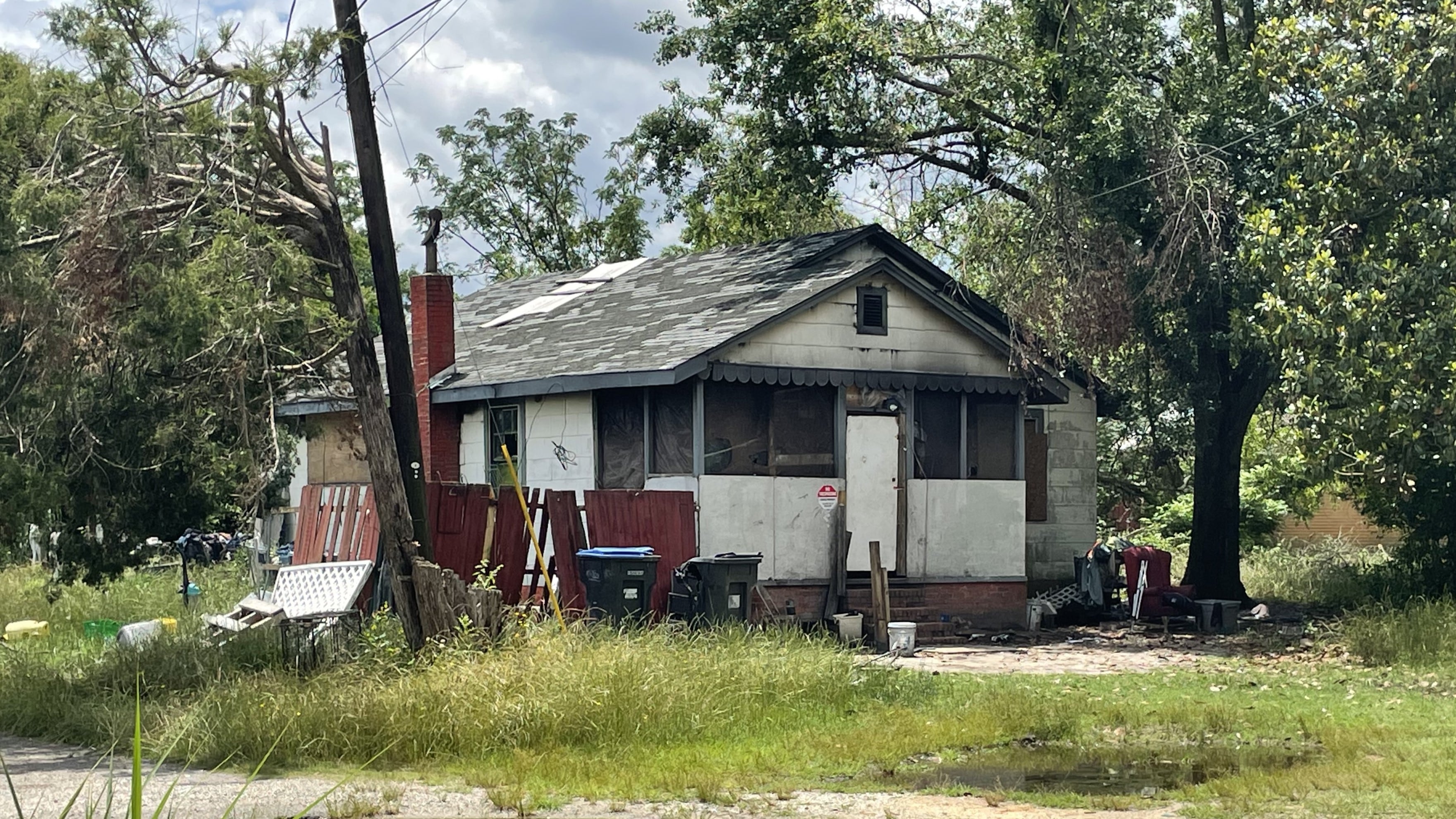 Deputies investigating suspicious death on Harding Road