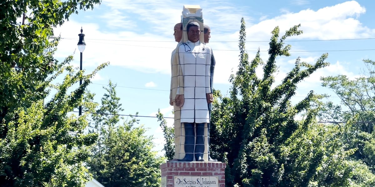 New Golden Blocks sculpture unveiled as salute to heritage