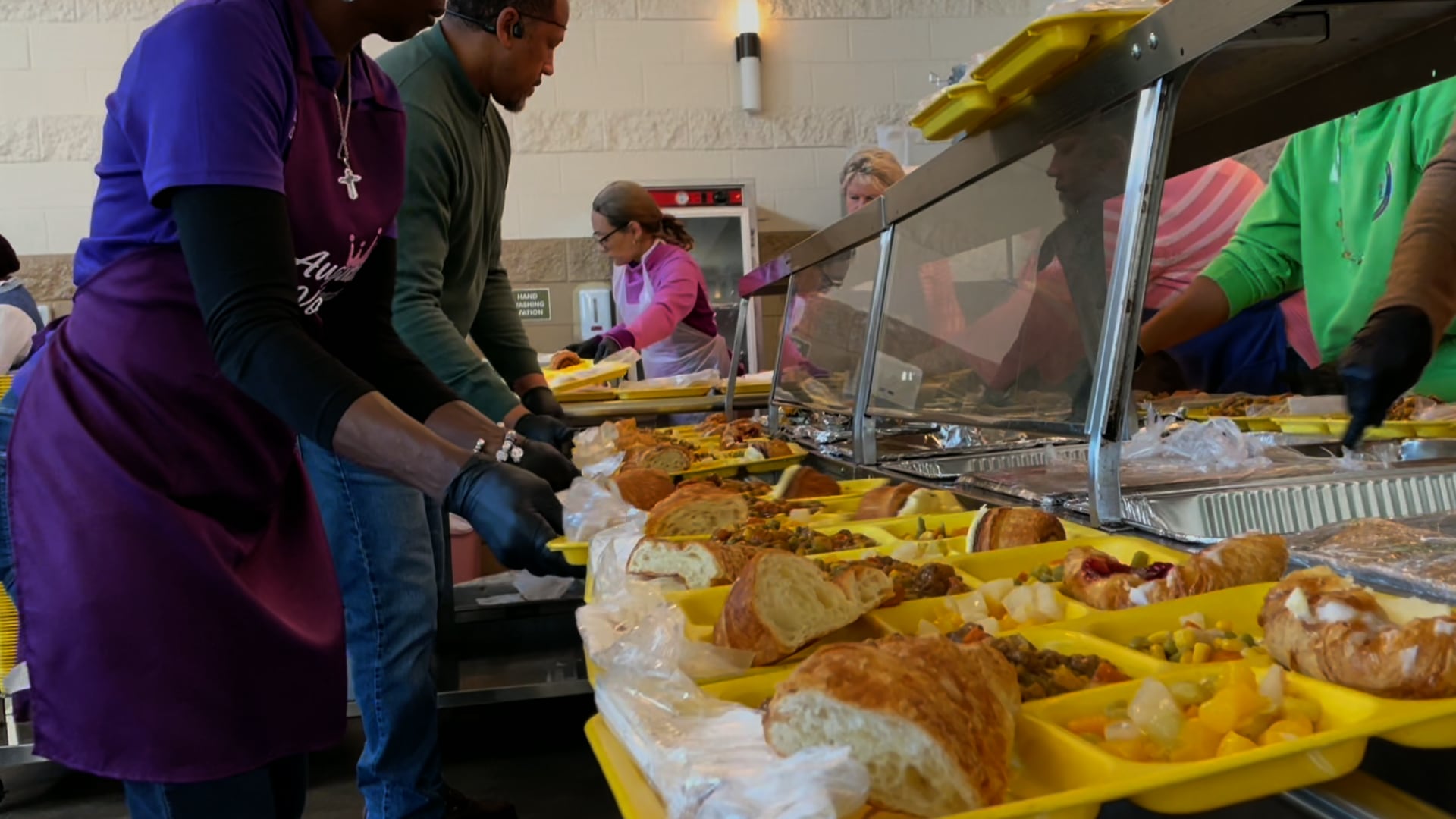 Volunteers from the mayor’s office, Project Refresh and more all ing together.