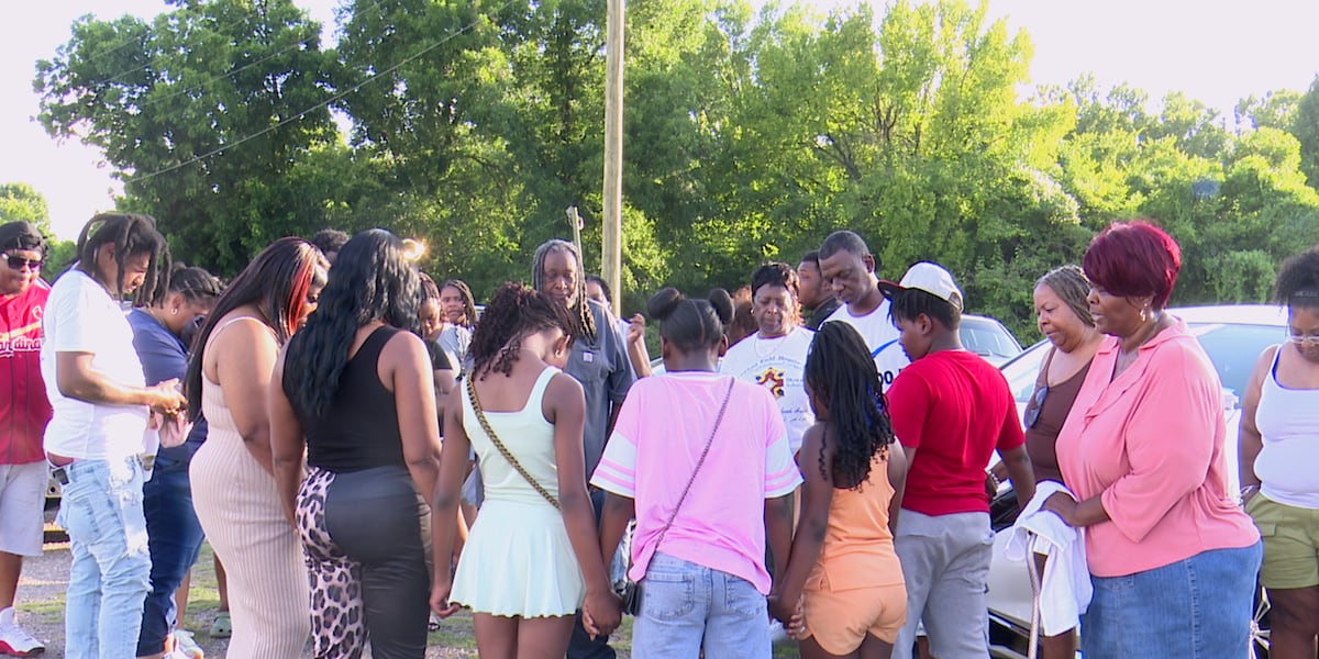 Augusta community honors Nathan Lewis Jr. with candlelight vigil