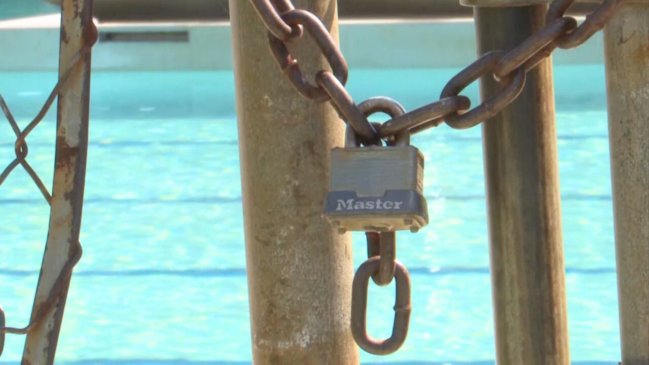 Augusta public pool slim