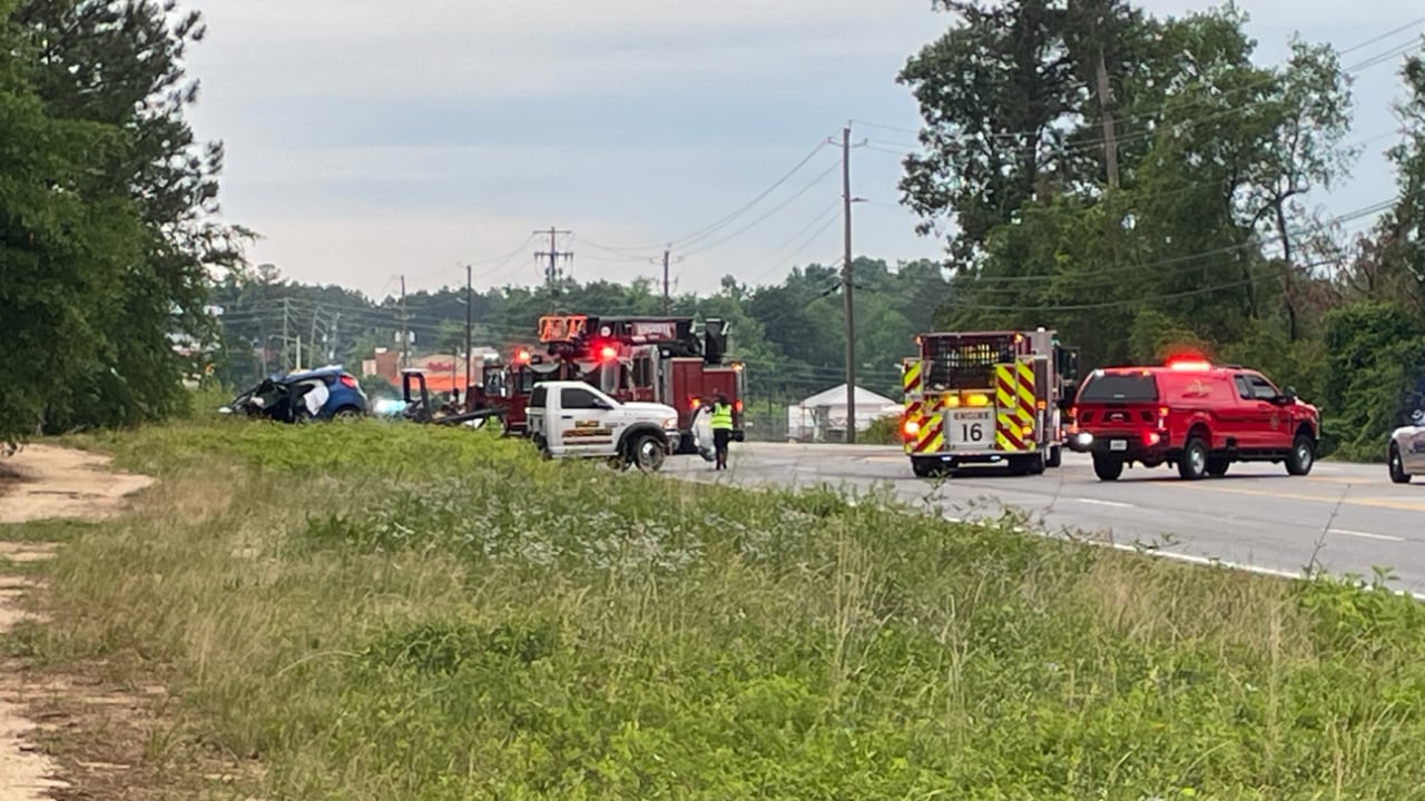 Fatal crash on Mike Padgett Highway